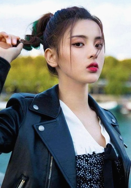 上海第二中学化学老师张越与16岁学生事件始末回顾