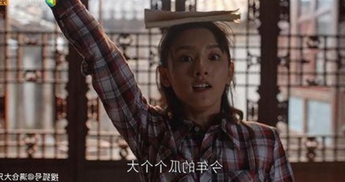 某网红事件引发热议，背后真相逐步揭示