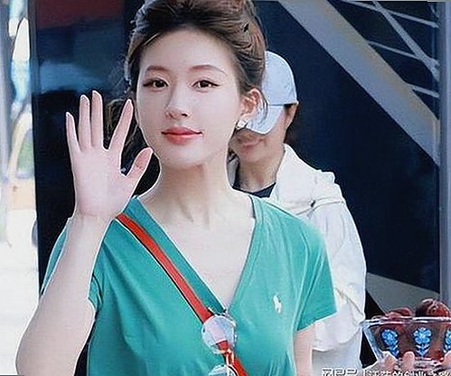 娱乐吃瓜圈的神秘“老板”是谁?背后故事揭秘!
