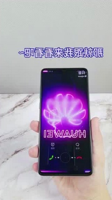 某知名明星夫妻疑似出现婚姻危机,真相尚未明确